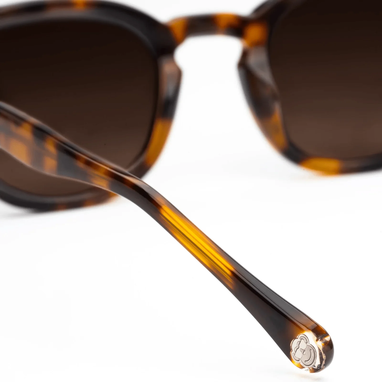Bellucci Midbrown 2 - Image 5