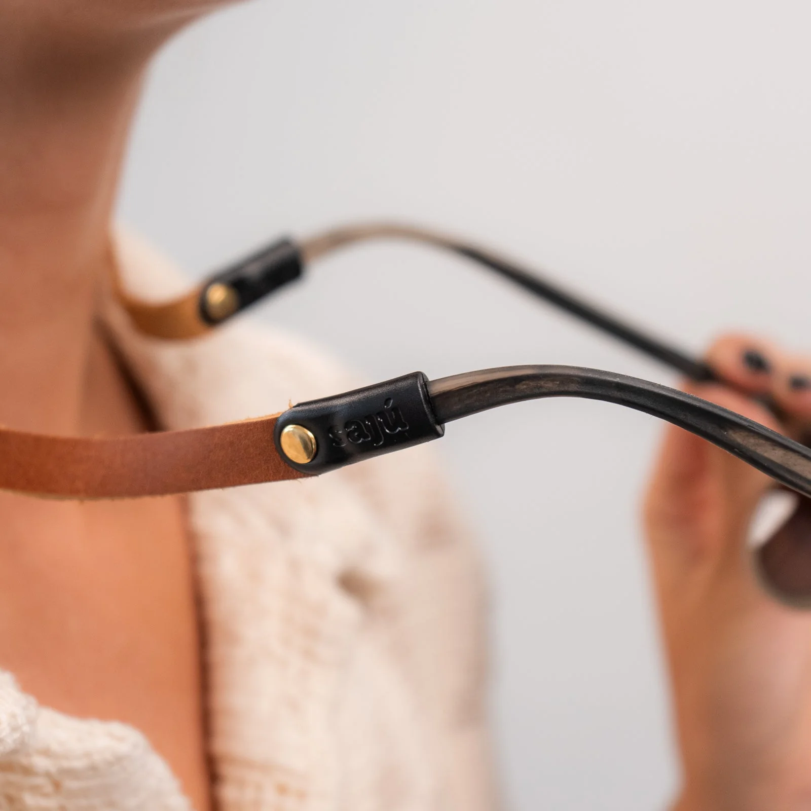 Cuelga Gafas Plain Leather - Image 8