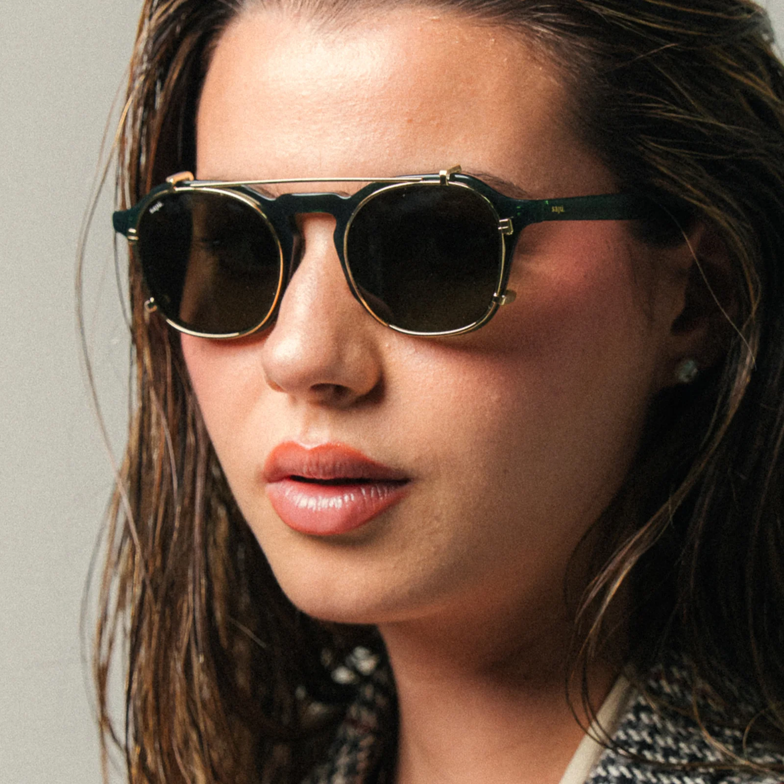 Clip-On - Lup Gold - Image 2