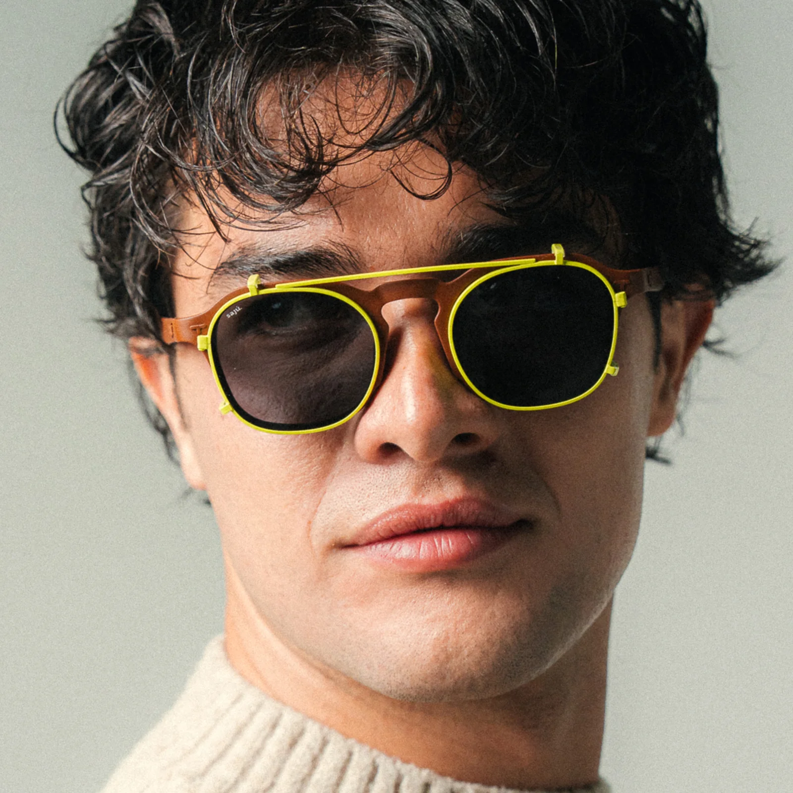 Clip-On - Lup Neon Yellow - Image 2