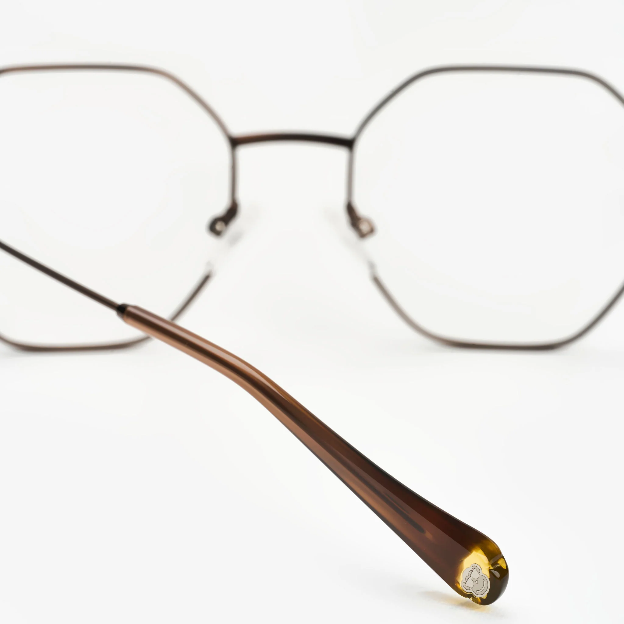 Isola Dark Brown Formuladas - Image 4
