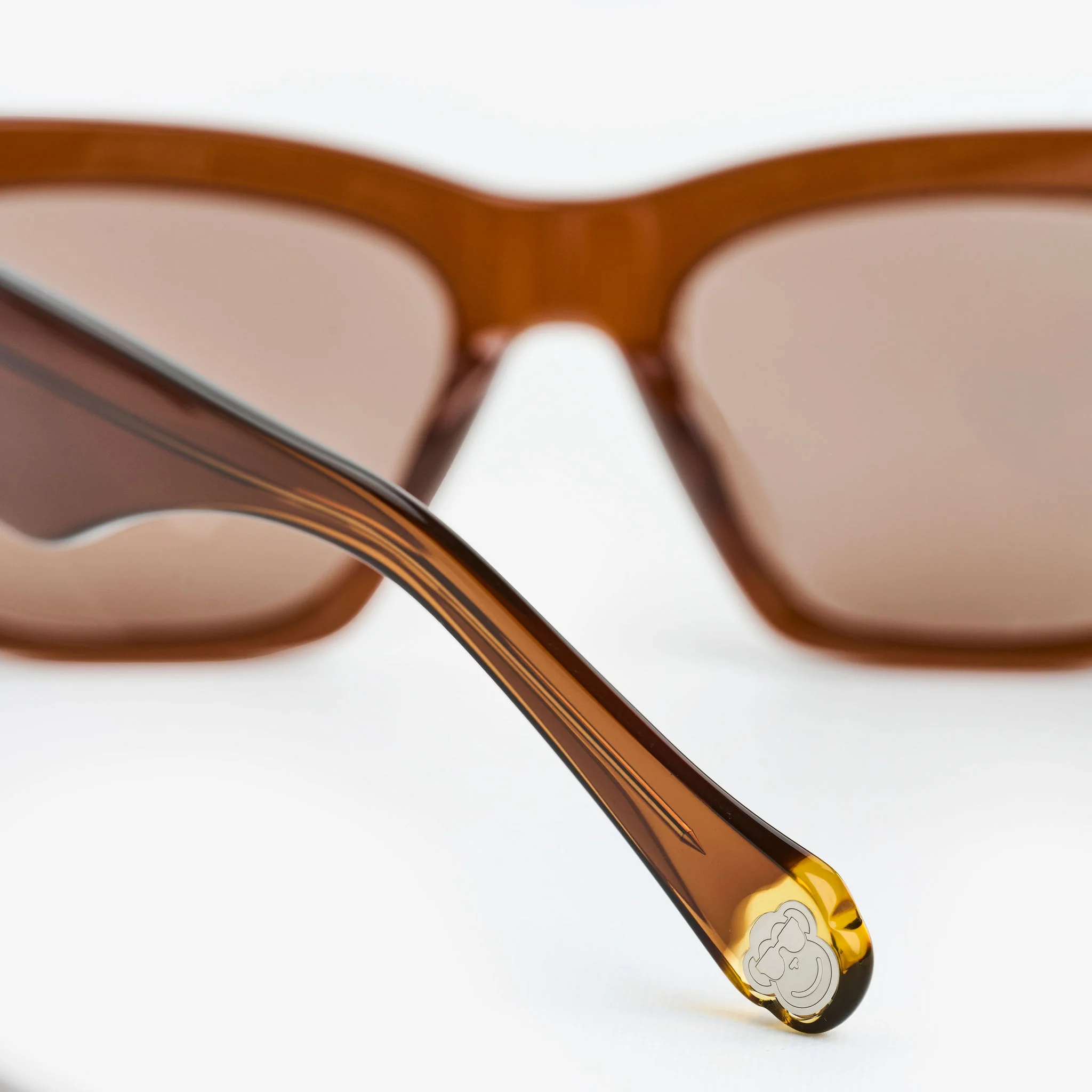 Midtown Clear Brown - Image 4