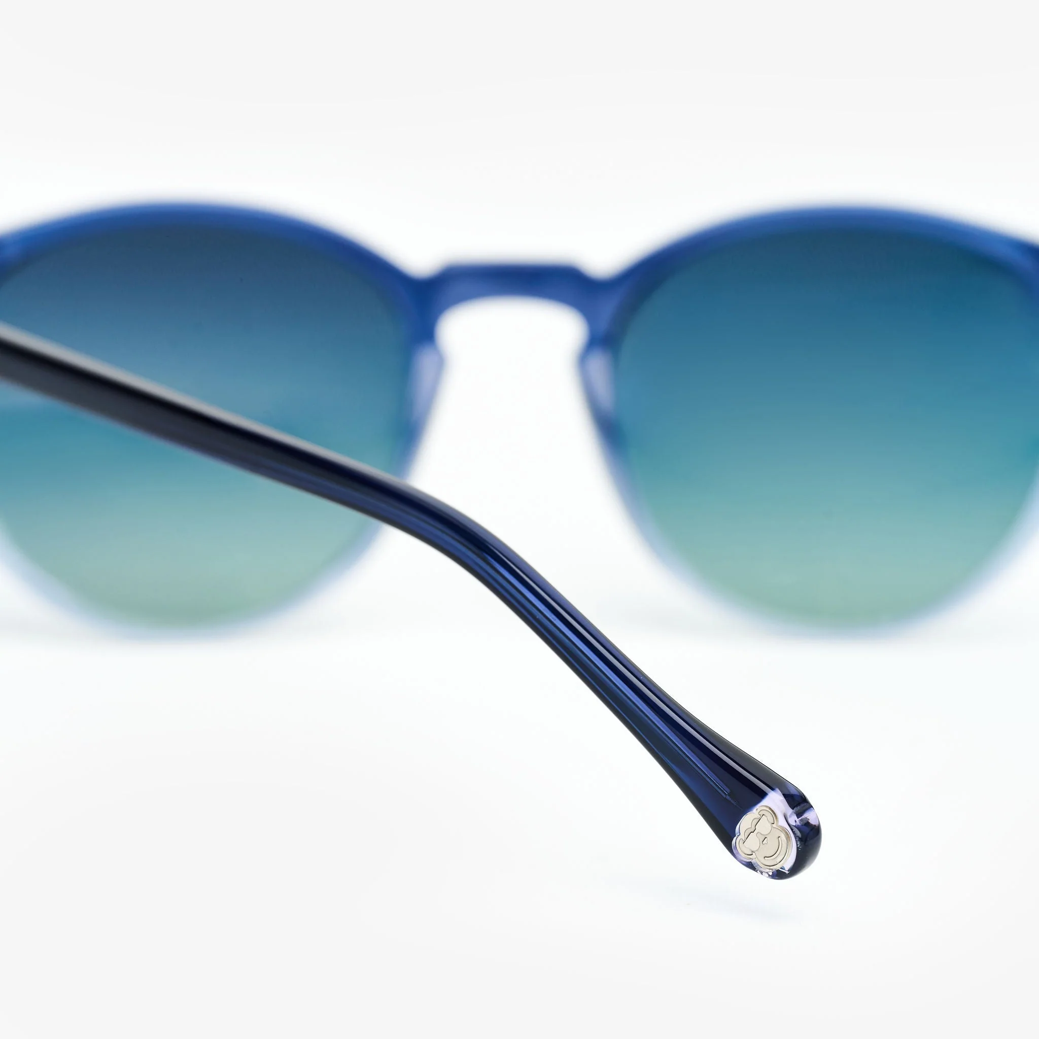 Rocket Gradient Blue - Image 3